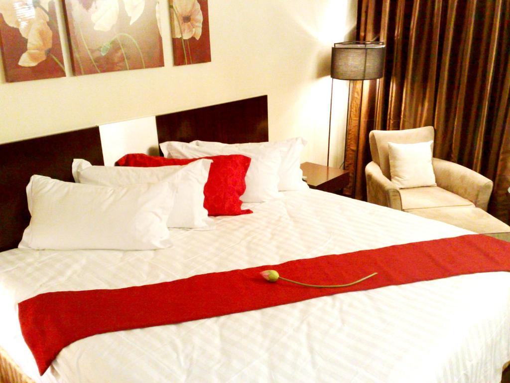 Golden Gulf Hotel Luoyang  Room photo